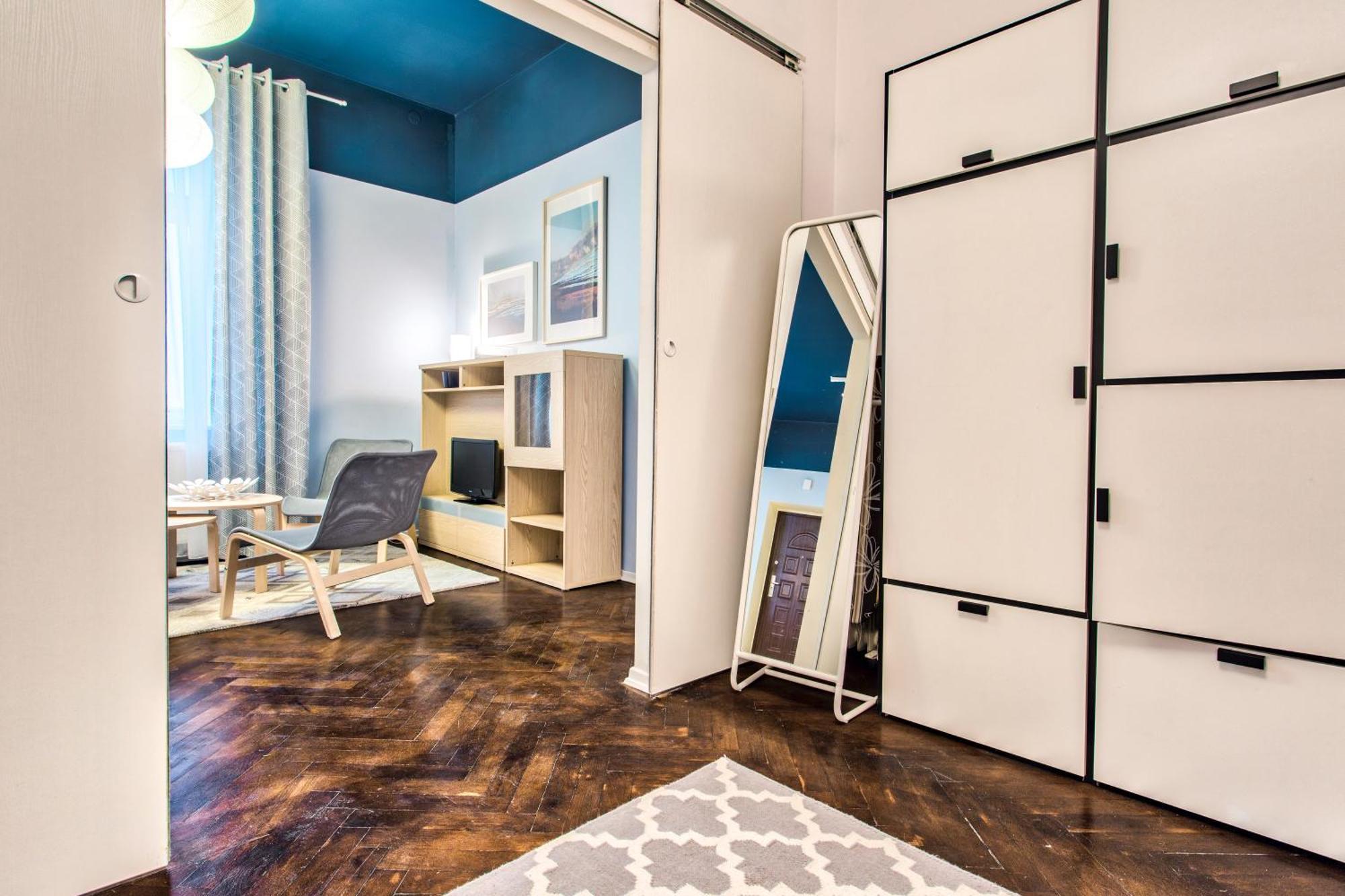Tyzenhauz Apartments Zygmunta Augusta Street Krakow Ngoại thất bức ảnh